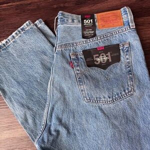 Levi's 501 Womens Distressed Jeans High Rise Fitted Hip&Thigh Straight Leg 32x30